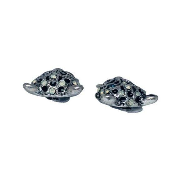 Betsey Johnson WHITEOUT Crystal Snow Leopard Door Knocker Button Stud Earrings - Picture 8 of 9